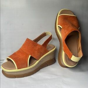 Sorel Sz 7 Joanie Burnt Orange Suede Yellow Leather Wedge Sandals